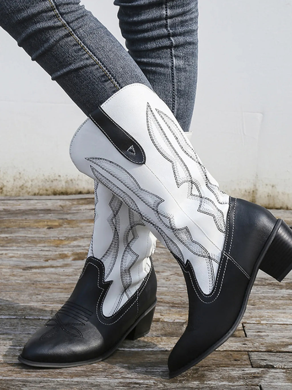 Western Embroidered Cowgirl Boots