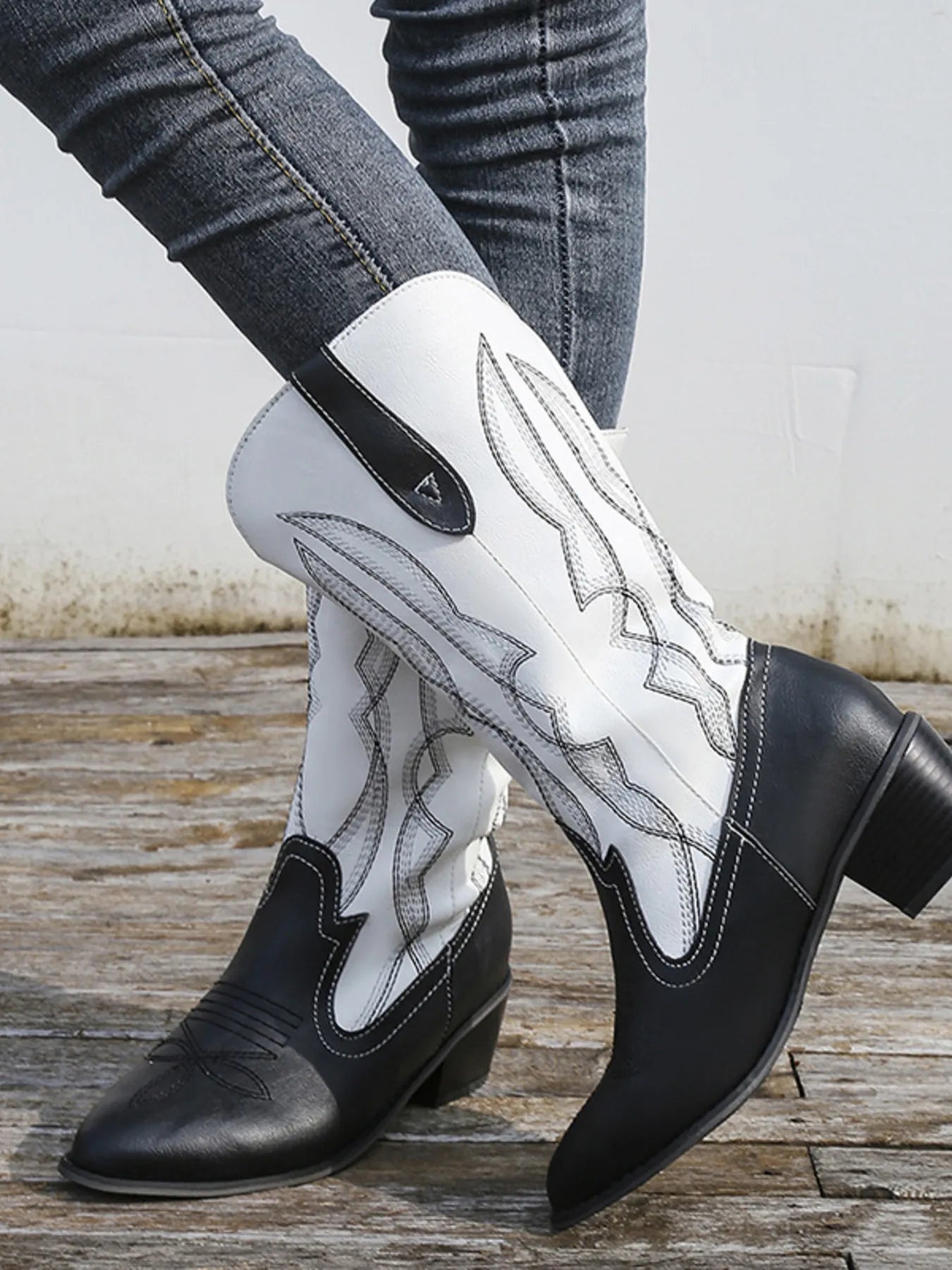 Western Embroidered Cowgirl Boots