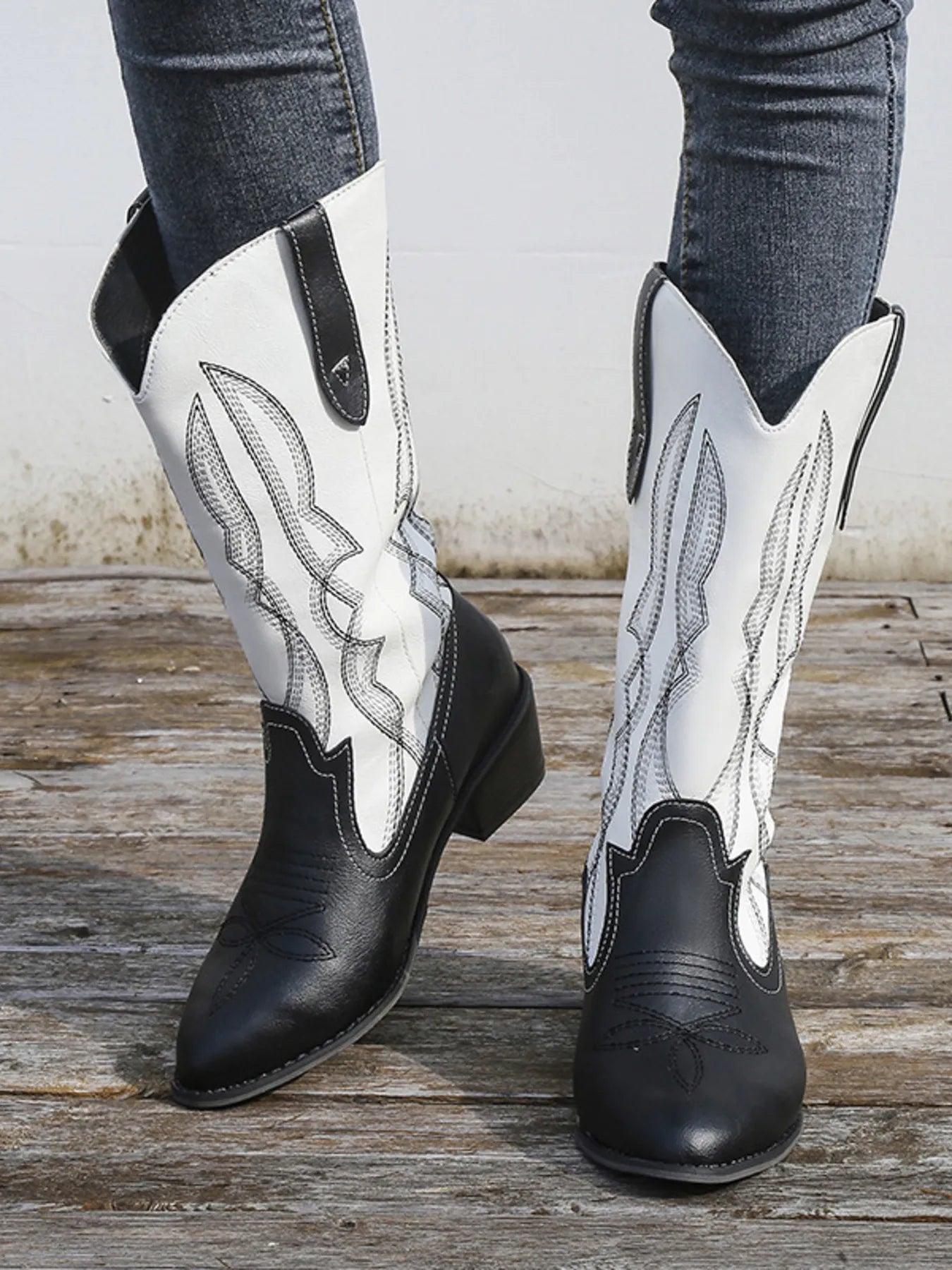 Western Embroidered Cowgirl Boots